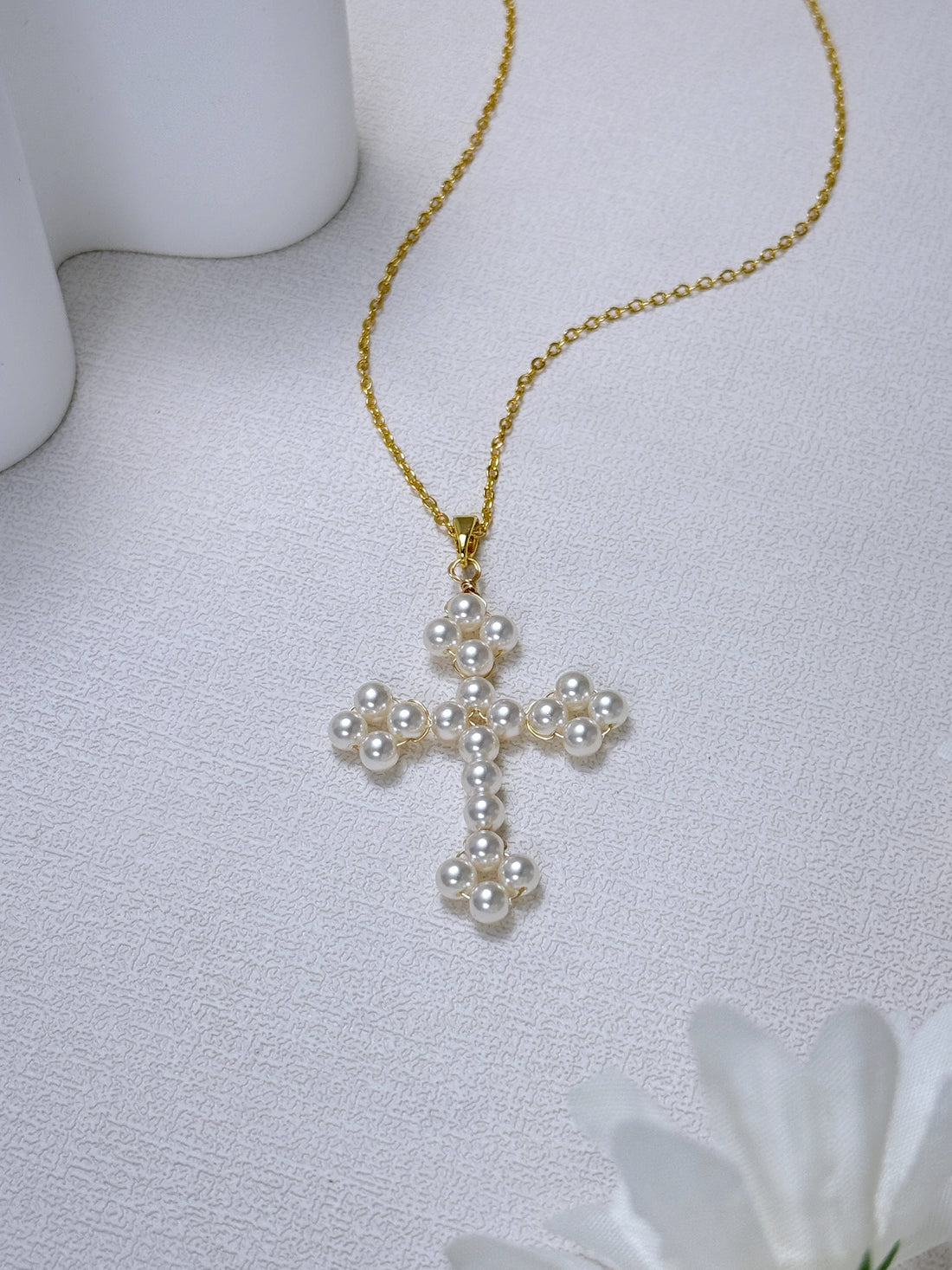 T&M [N01] Woven Pearl Cross Necklace